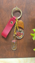 🌹 Golden Rose Garden Resin Charm Keychain